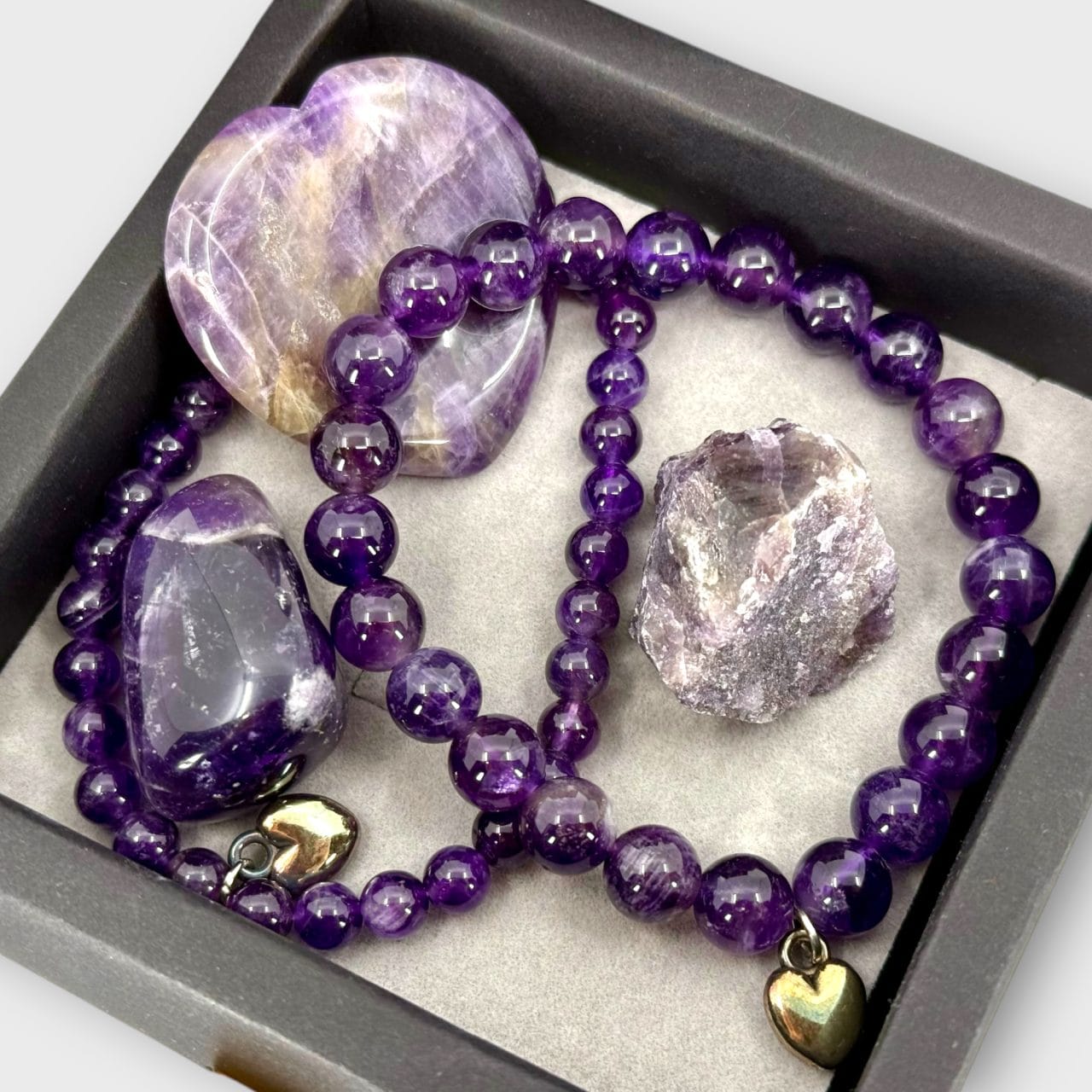 Amethist Geschenkset 2 Armbanden + 3 Luxe Edelstenen in cadeauverpakking