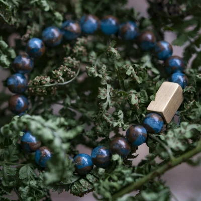 Blauwe Goud-aderige 8mm Natuurstenen kralen armband 4 Blauwe Goud-aderige 8mm Natuurstenen kralen armband - Afbeelding 4