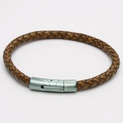 Bruine gevlochten 6mm armband