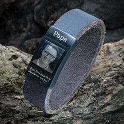 Reviews van Armband.nl en Armband.be 8 Eigen Foto op armband Zwart leren Armband met Foto gravure