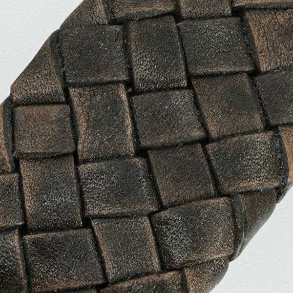 Gevlochten bruin leer voor armband te maken