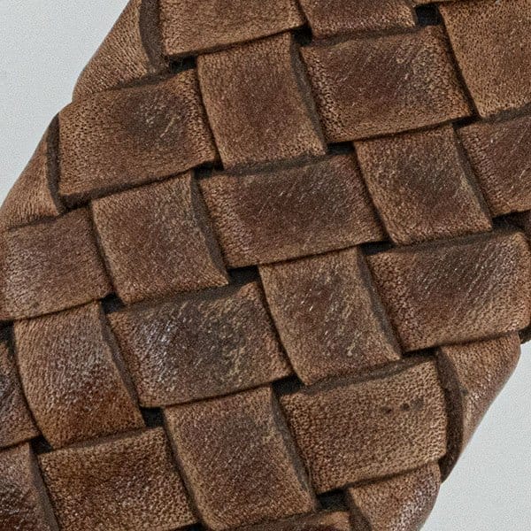 Gevlochten bruin leer voor armband te maken