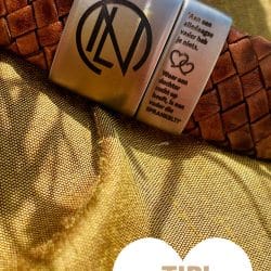 Gepersonaliseerd geschenkdoosje + eigen tekst gravure photo review