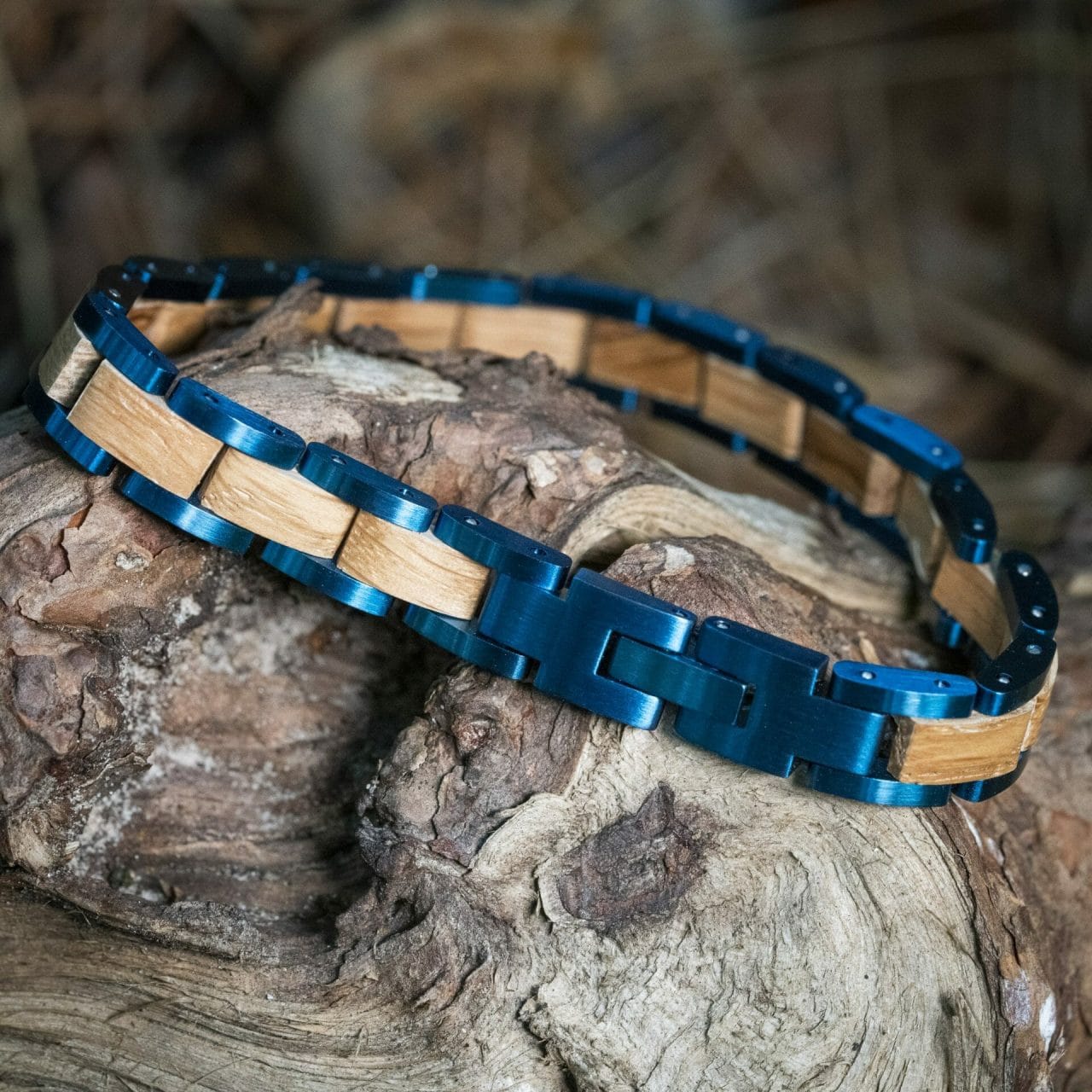 Lazer Blue Olijf Laser Blauw Houten Armband