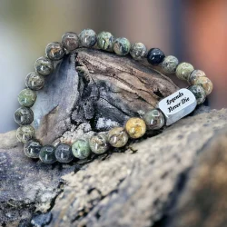 Reviews van Armband.nl en Armband.be 17 Legends Never Die kralen armband