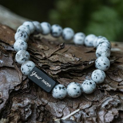 Midnight Snow Kralenarmband met Persoonlijke Gravure Beads of Nature