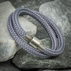 Reviews van Armband.nl en Armband.be 10 Navy™ Armband – Grijs Touw