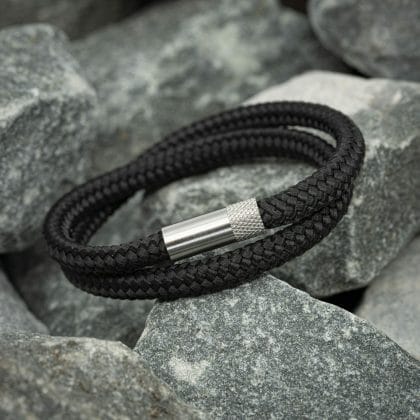 Navy™ Armband – Zwart Touw