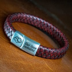 Reviews van Armband.nl en Armband.be 12 Oneindige liefdes armband Infinity heart Gevlochten leer