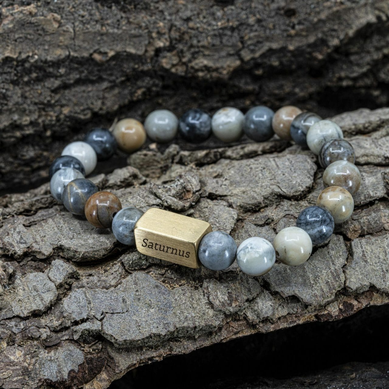 Saturnus Picasso Jaspis kralen armband met namen gegraveerd