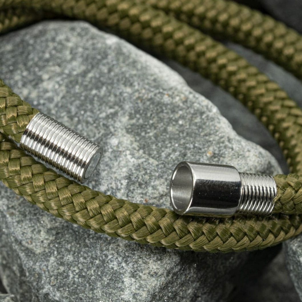 Groene touw Armband met magnetische schakel met eigen tekst gravure