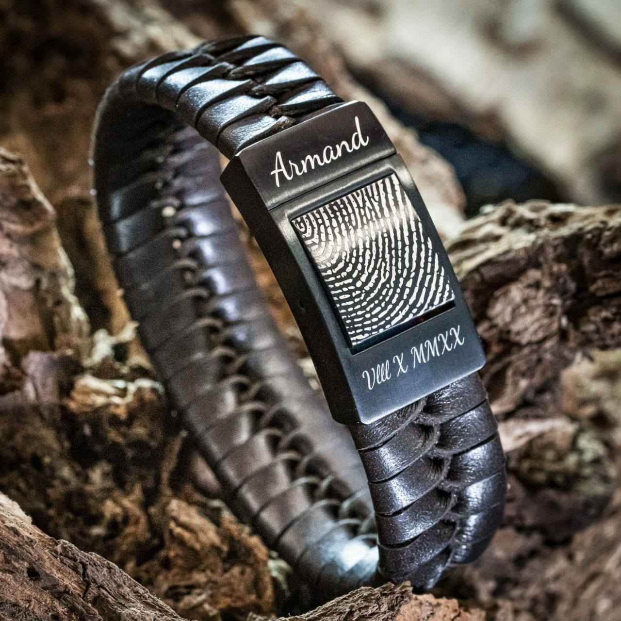 Vingerafdruk armband met namen gevlochten leer heren