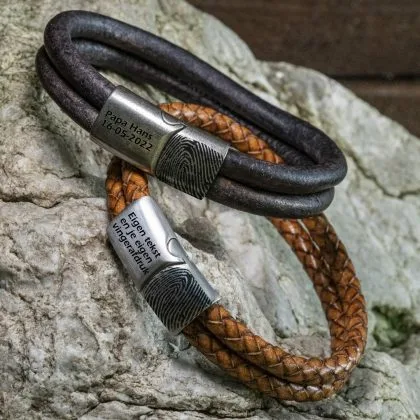 Vingerafdruk gravure op Dubbel gevlochten leren armband