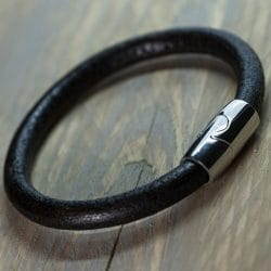 Reviews van Armband.nl en Armband.be 15 Zwart leren ronde Viking Armband Sweden